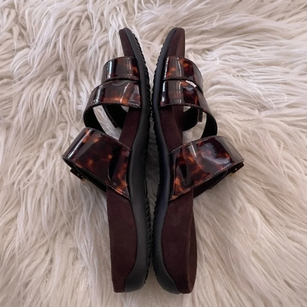 Vionic Skylar tortoise patent leather comfort sandals size 7 - Picture 6 of 7